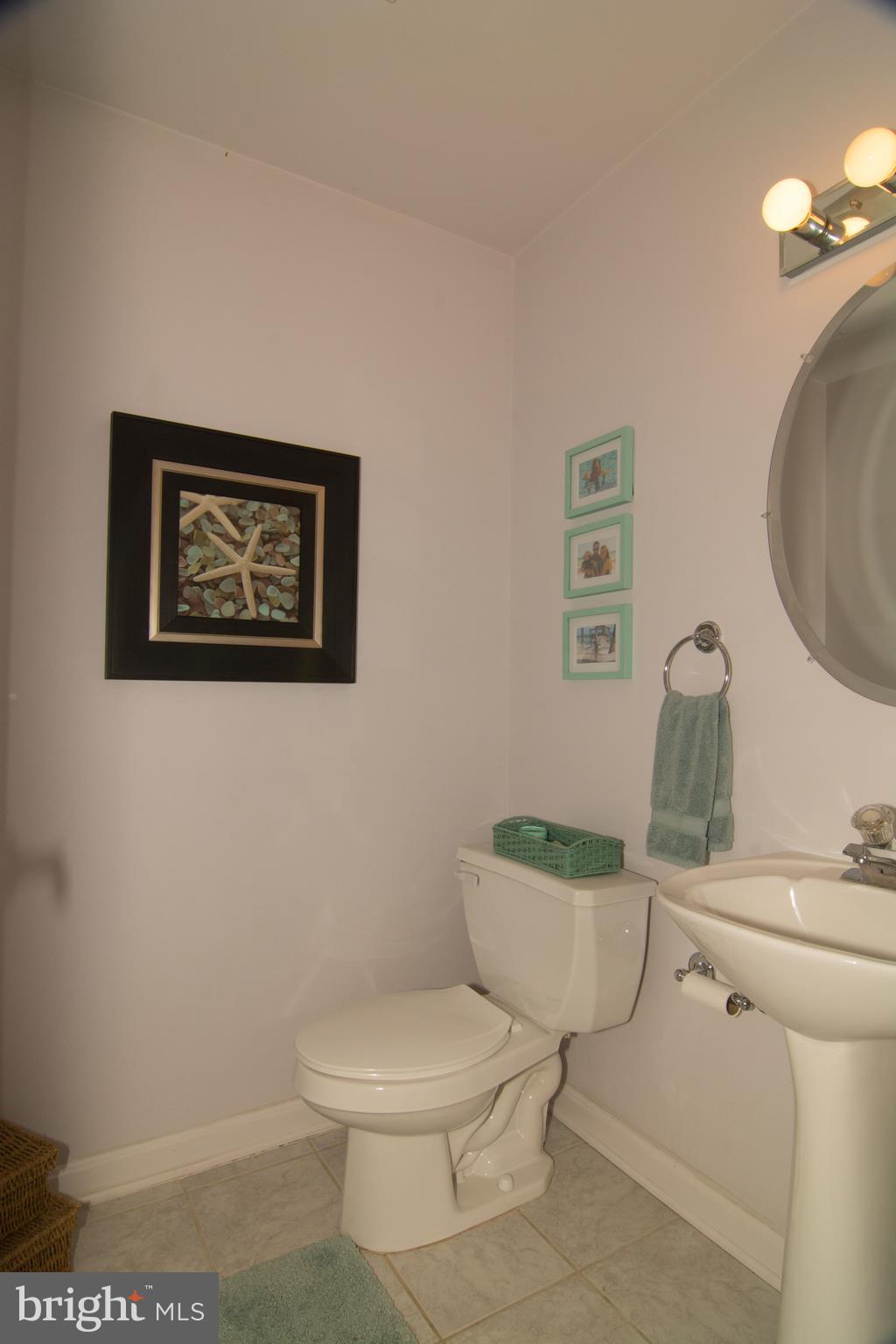 824 Chester Road Baltimore, MD 21220 - Photo 21 of 30 Bath