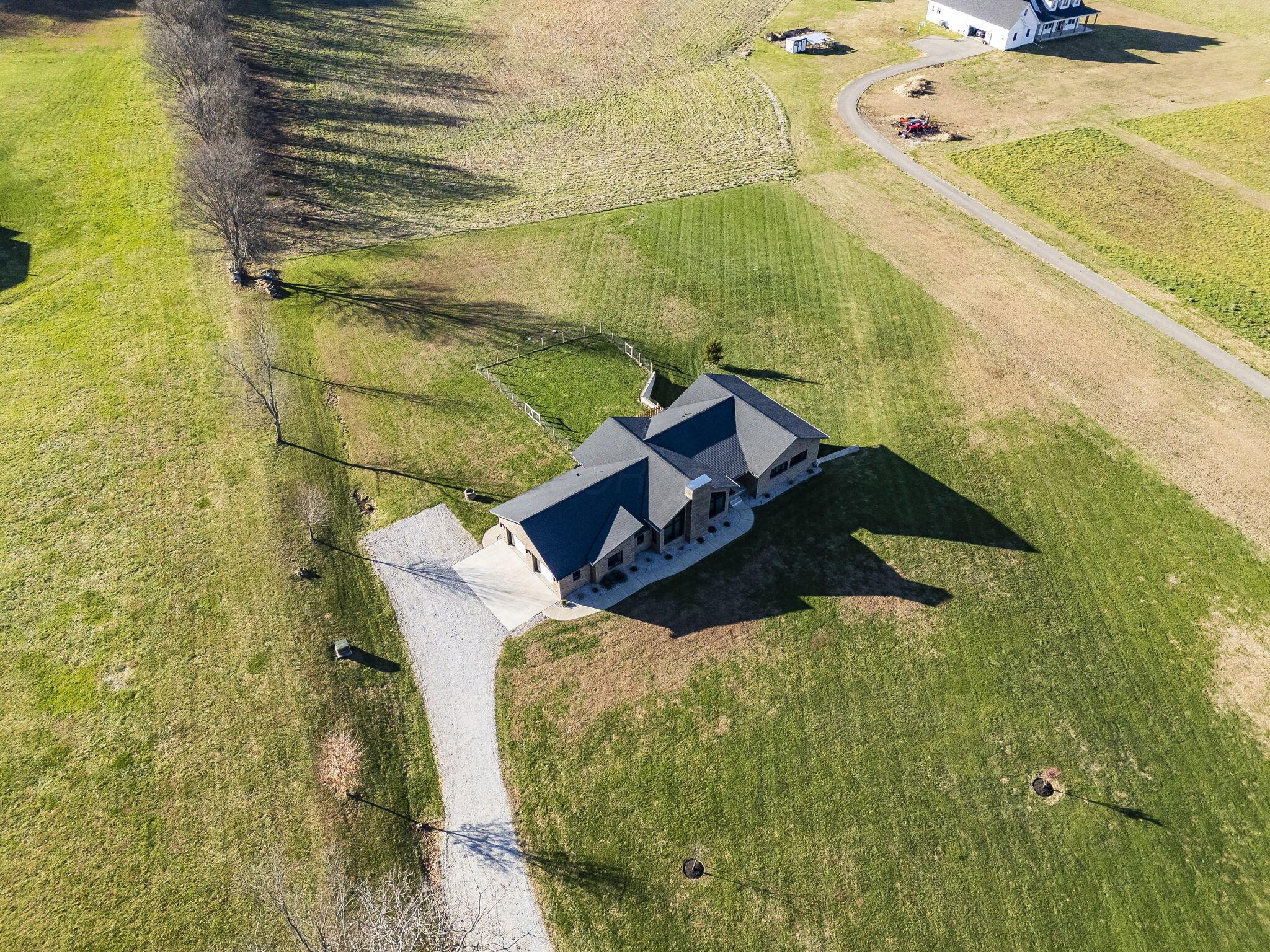 3489 Country Club Road Southwest Lancaster, OH 43130 - Photo 64 of 68 83-web-or-mls-DJI_20251117151612_0263_D
