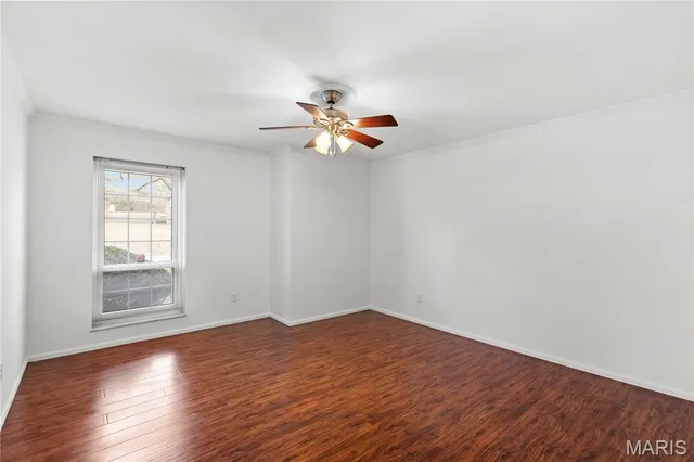 $209,900 | 974 Claytonbrook Drive, Unit 1A, Ballwin, MO 63011