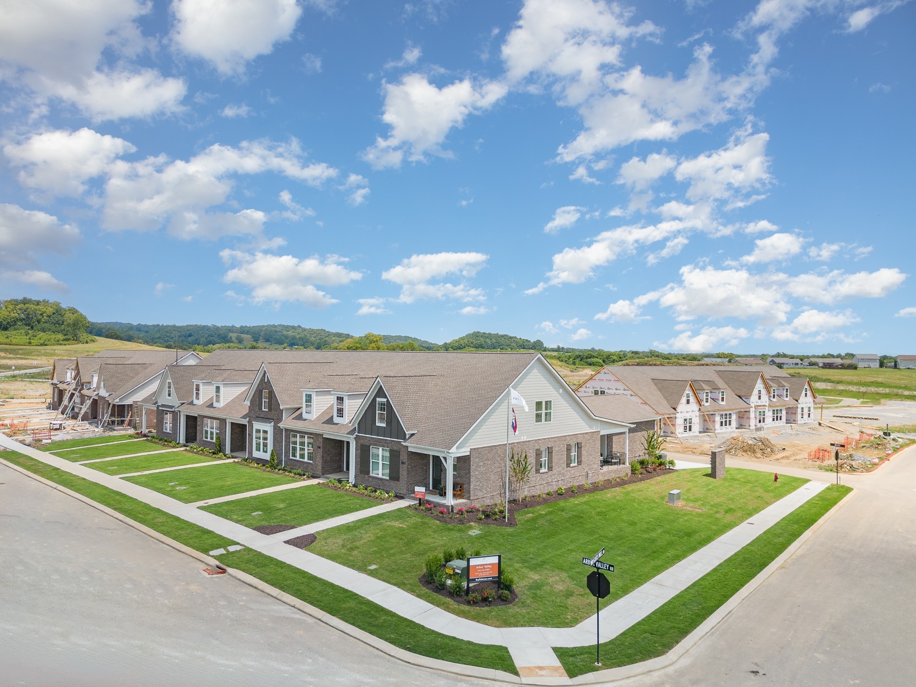 1081 Wrights Mill Road, Unit H5 Spring Hill, TN 37174 - Photo 3 of 46