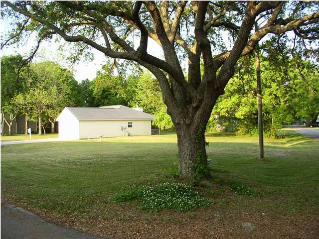 327 Main Road Johns Island, SC 29455 - Photo 2 of 18 Additional Photo