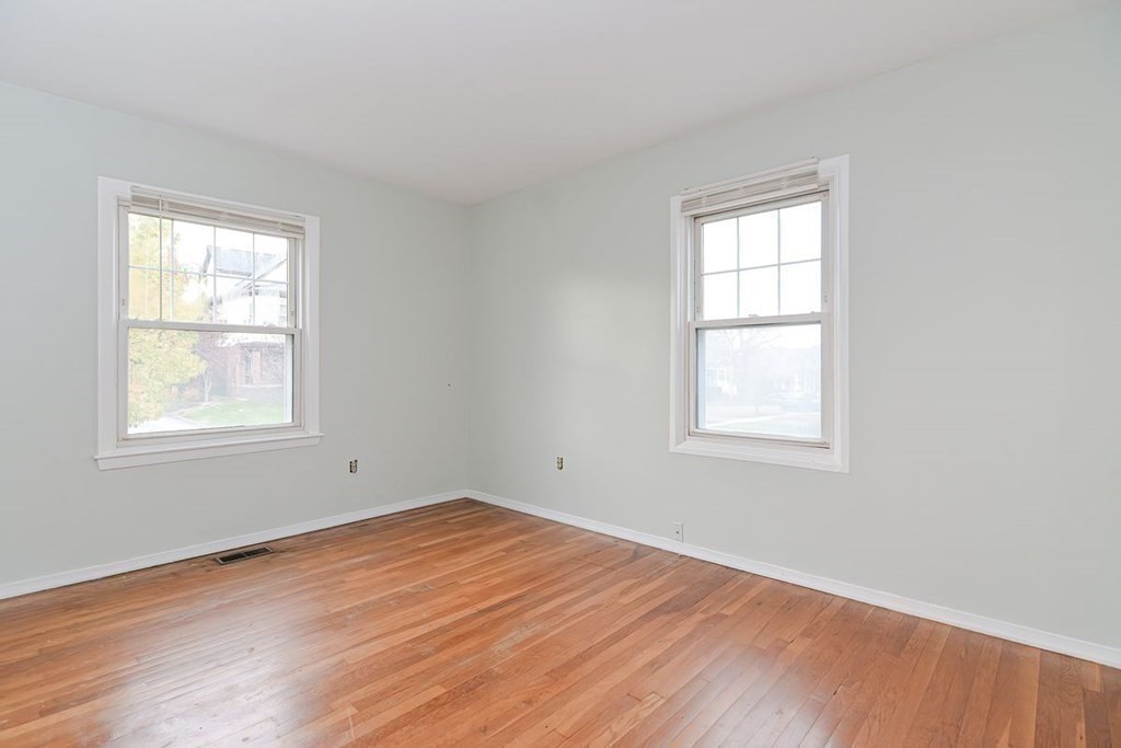 31 Tahanto Road Worcester, MA 01602 - Photo 20 of 27 Gallery Image 20