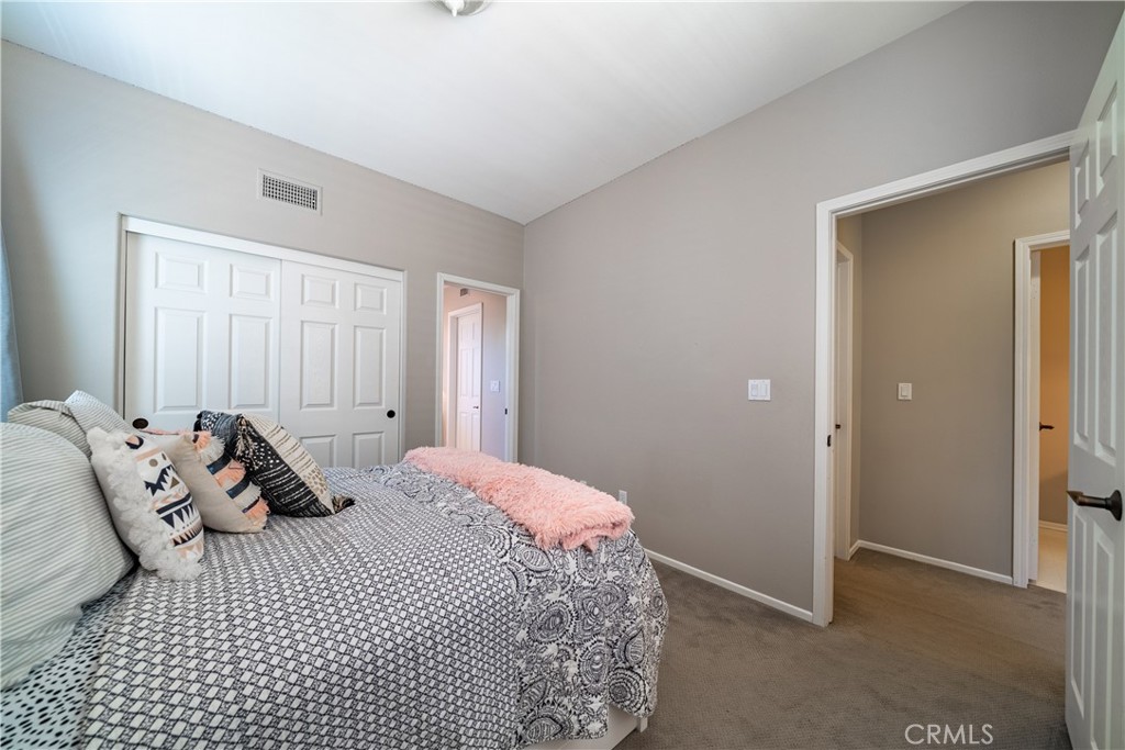 41 Passaflora Lane Ladera Ranch, CA 92694 - Photo 6 of 36 a bedroom with a bed and a window