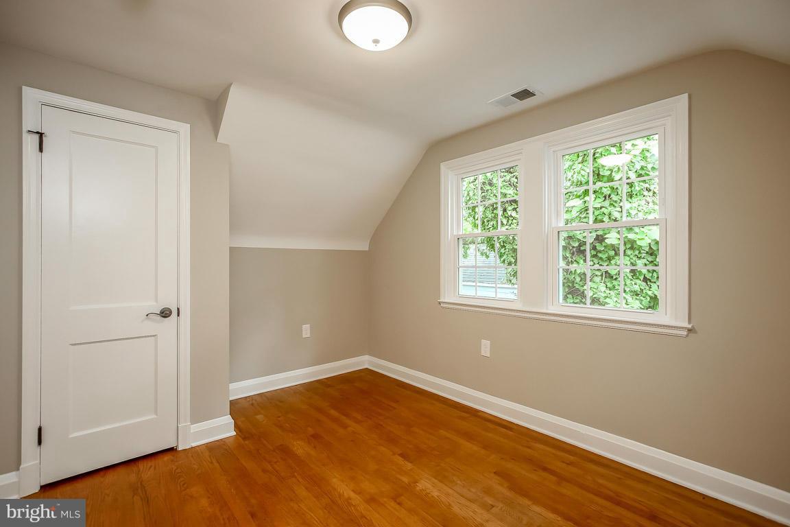 211 South Tyrone Road Baltimore, MD 21212 - Photo 29 of 30 Bedroom
