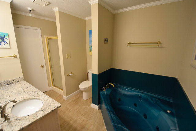 25861 Canal Road, Unit 52 Orange Beach, AL 36561 - Photo 10 of 21 Bathroom 2