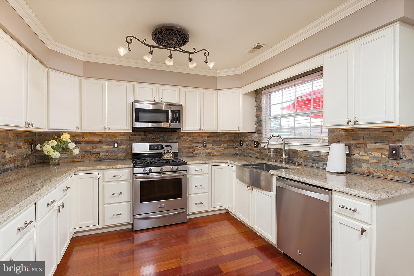 1447 Commissioners Road Mullica Hill, NJ 08062 - Photo 9 of 28 Gallery Image 9