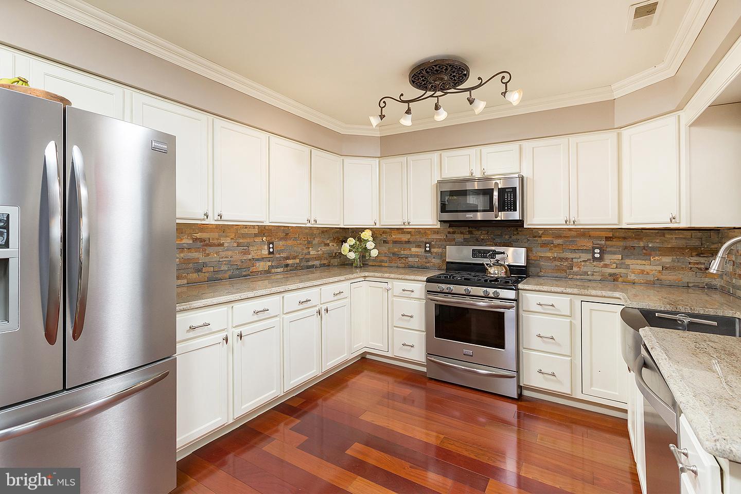 1447 Commissioners Road Mullica Hill, NJ 08062 - Photo 10 of 28 Gallery Image 10