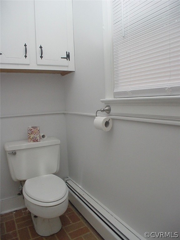 8420 Larkspur Road North Chesterfield, VA 23235 - Photo 34 of 47 Half bath