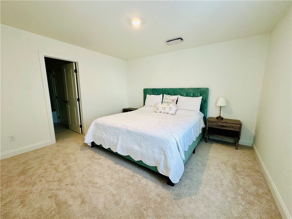 541 Faunsdale Road Auburn, AL 36832 - Photo 17 of 22 Ensuite Bedroom 2