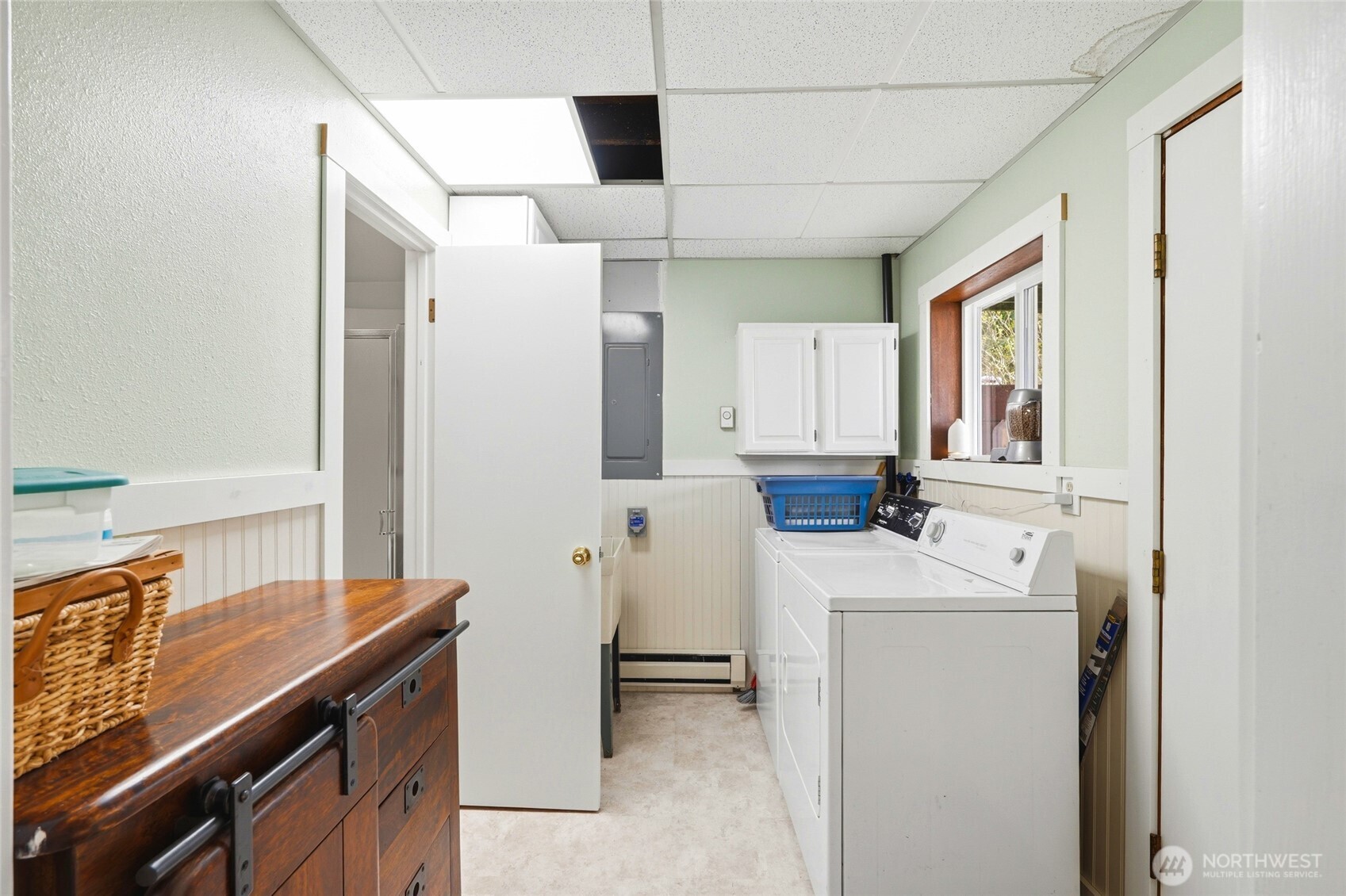 5334 Tenneson Road Sedro-Woolley, WA 98284 - Photo 22 of 39 a room with storage and utility