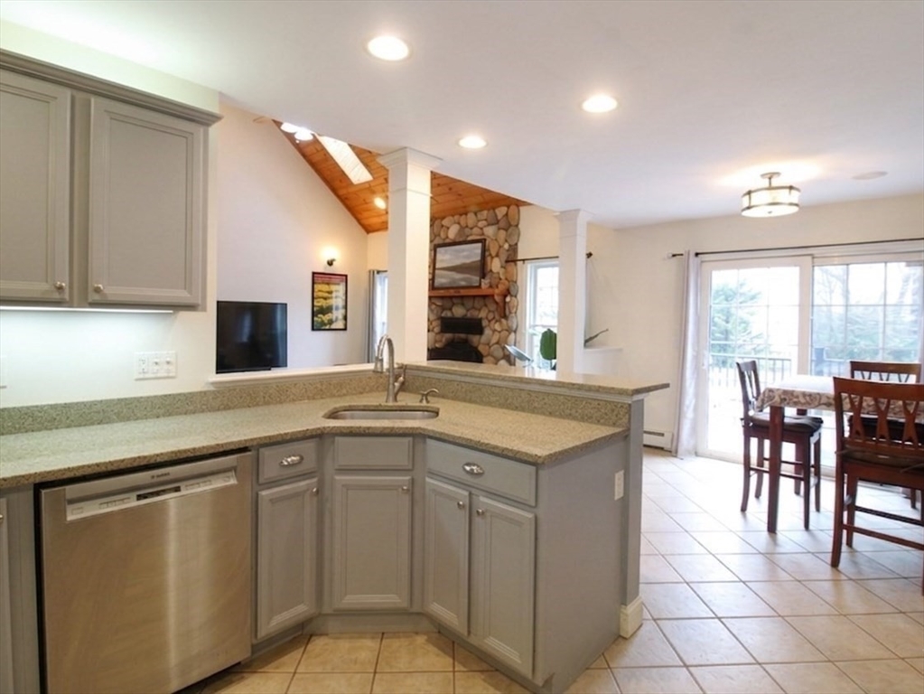 279 Fisher Road Westport, MA 02790 - Photo 13 of 42