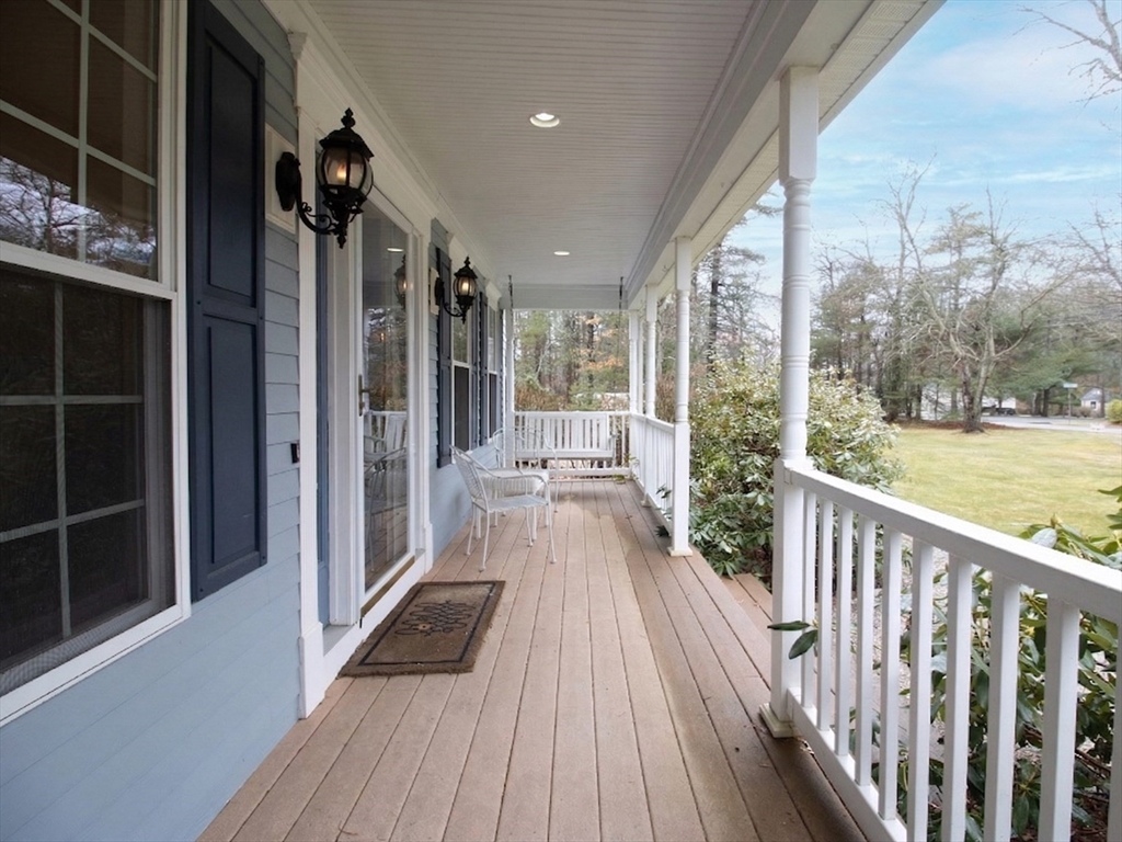 279 Fisher Road Westport, MA 02790 - Photo 5 of 42