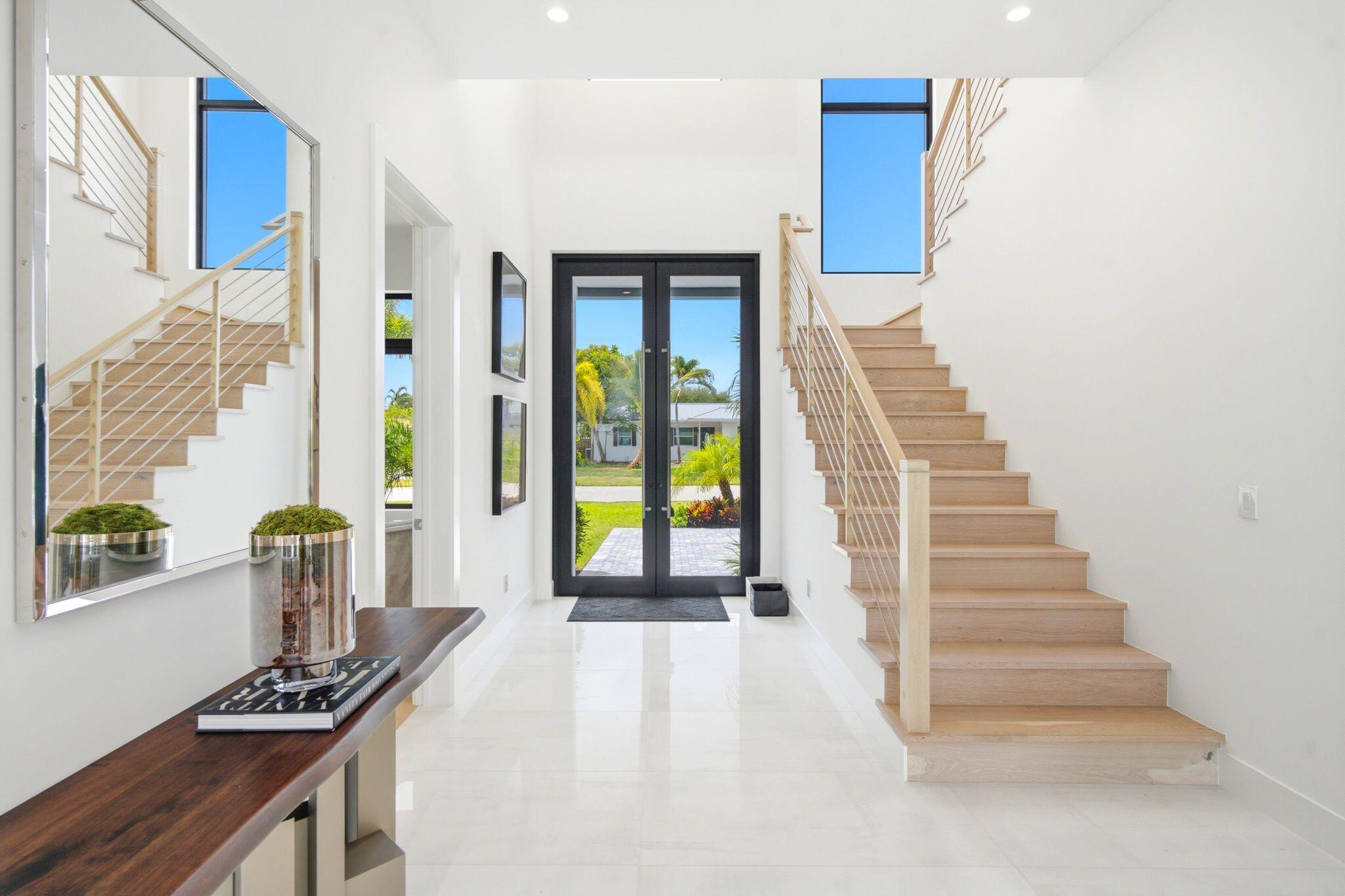 261 Northwest 8th Street Boca Raton, FL 33432 - Photo 4 of 47 261 NW 8th St Boca Raton FL 02