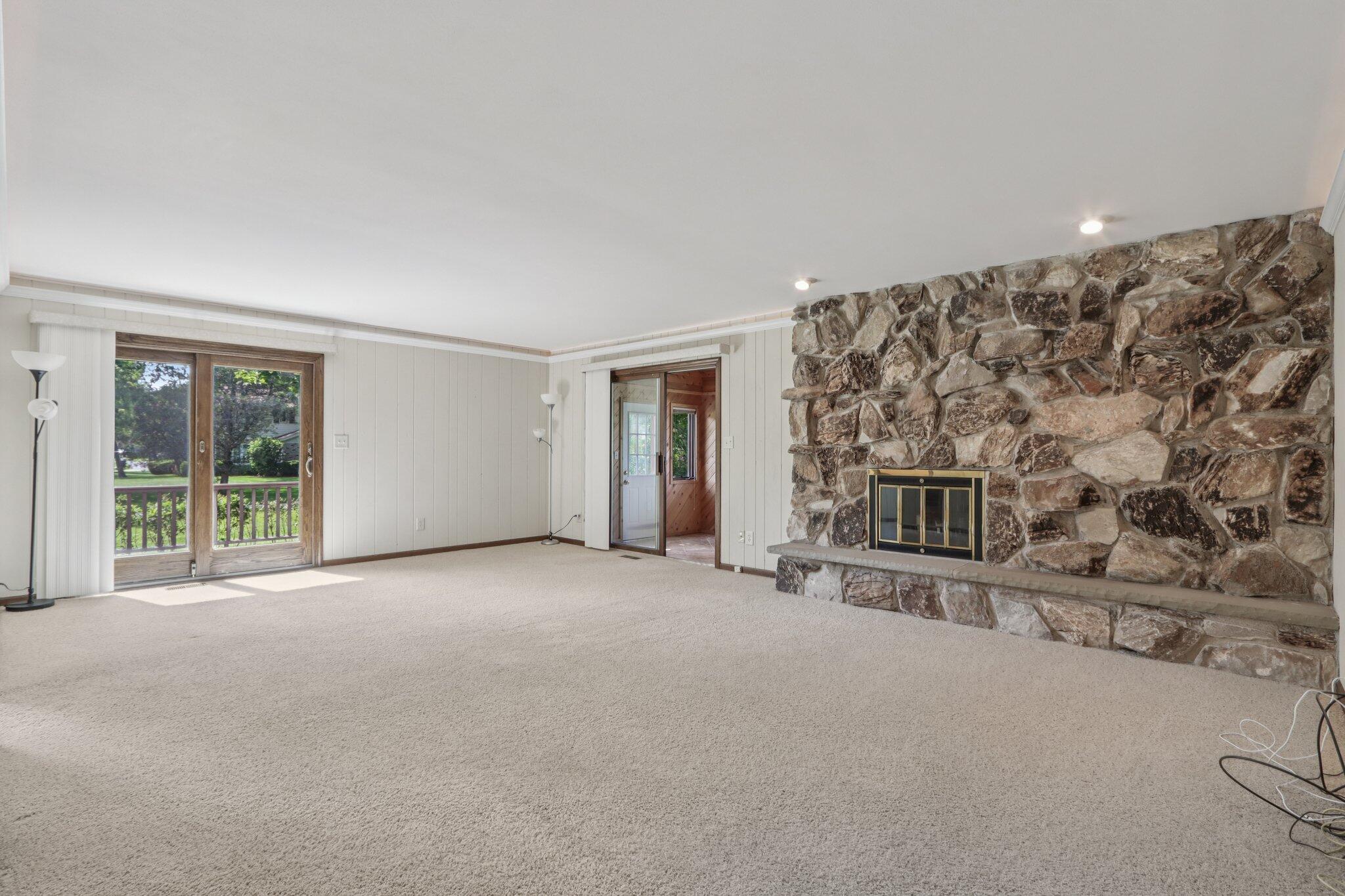 2 Redwood Court Wind Point, WI 53402 - Photo 18 of 58 13-web-or-mls-Redwood Ct-S2207-013