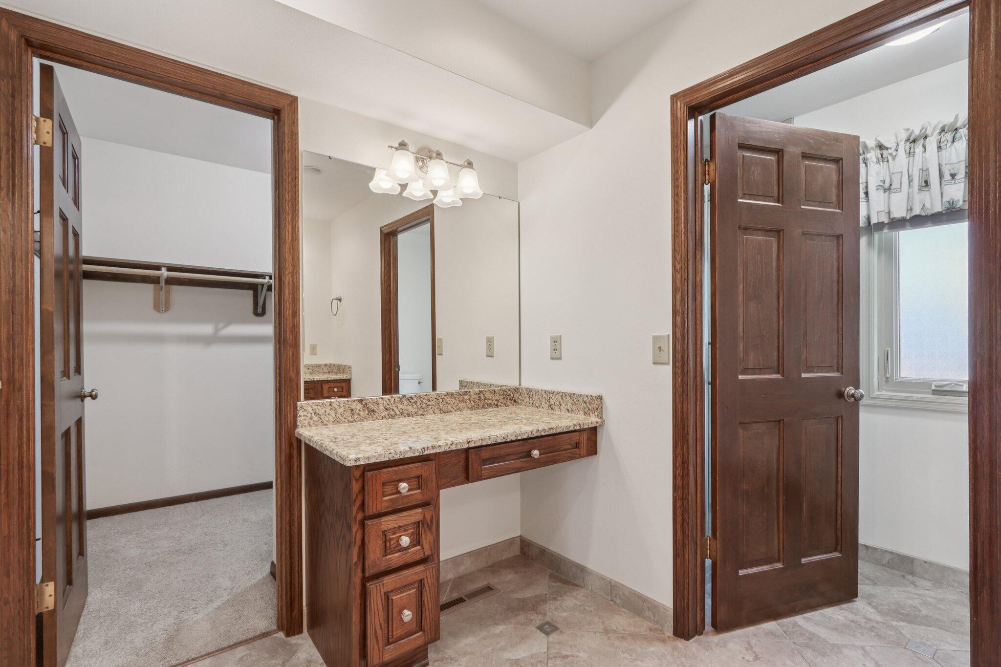 2 Redwood Court Wind Point, WI 53402 - Photo 31 of 58 54-web-or-mls-Redwood Ct-S2207-054