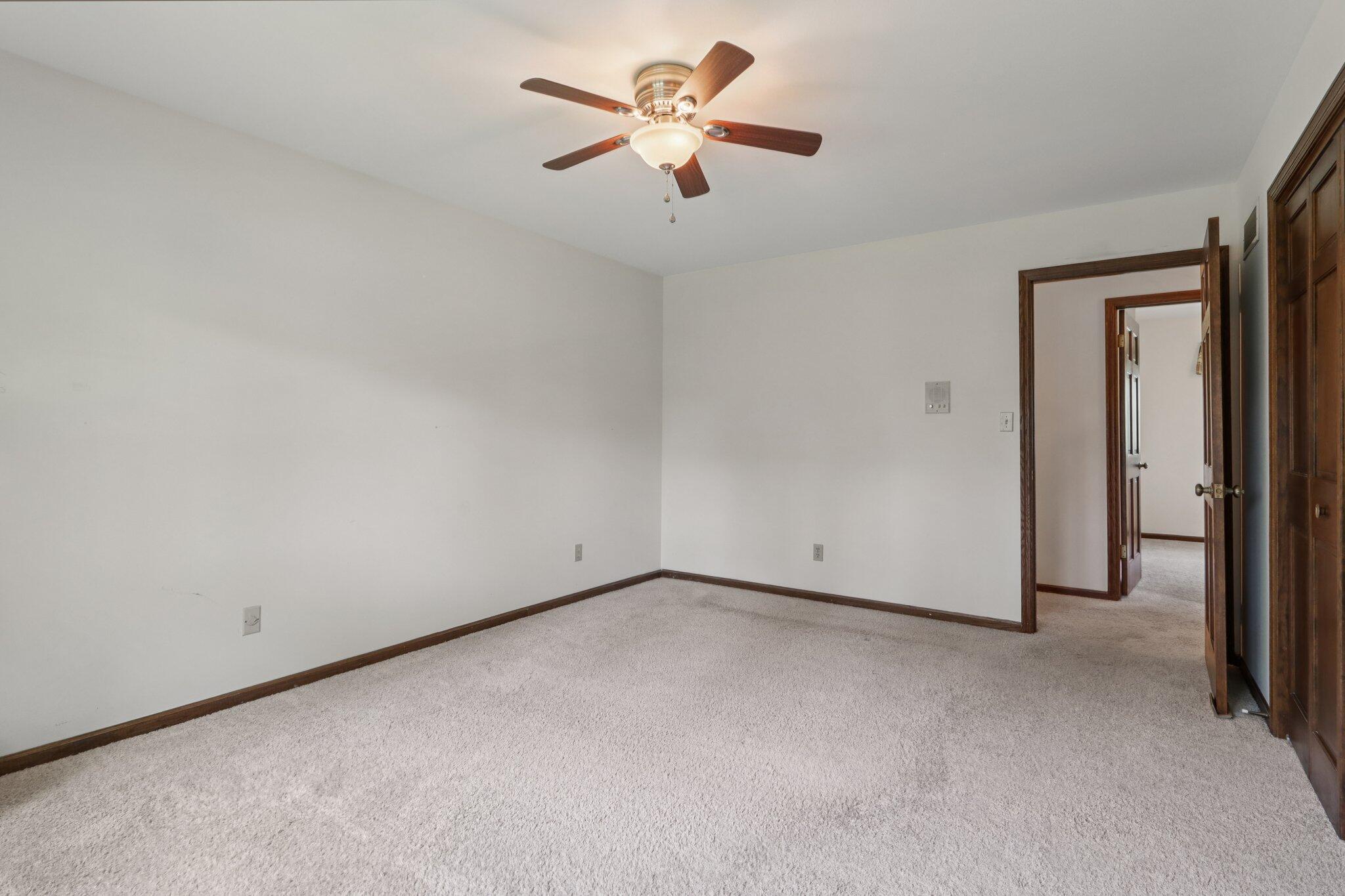 2 Redwood Court Wind Point, WI 53402 - Photo 34 of 58 50-web-or-mls-Redwood Ct-S2207-050