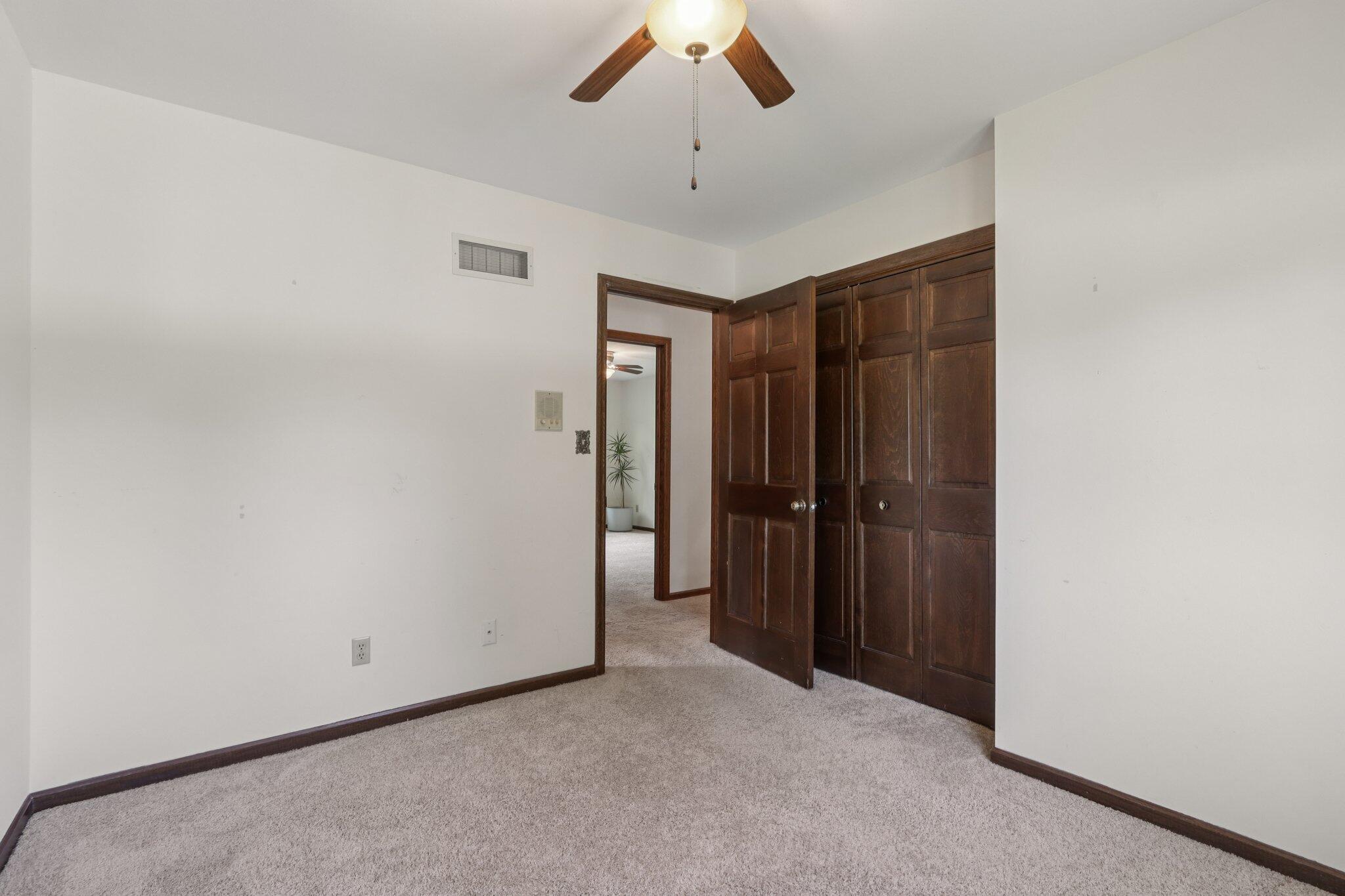 2 Redwood Court Wind Point, WI 53402 - Photo 38 of 58 45-web-or-mls-Redwood Ct-S2207-045