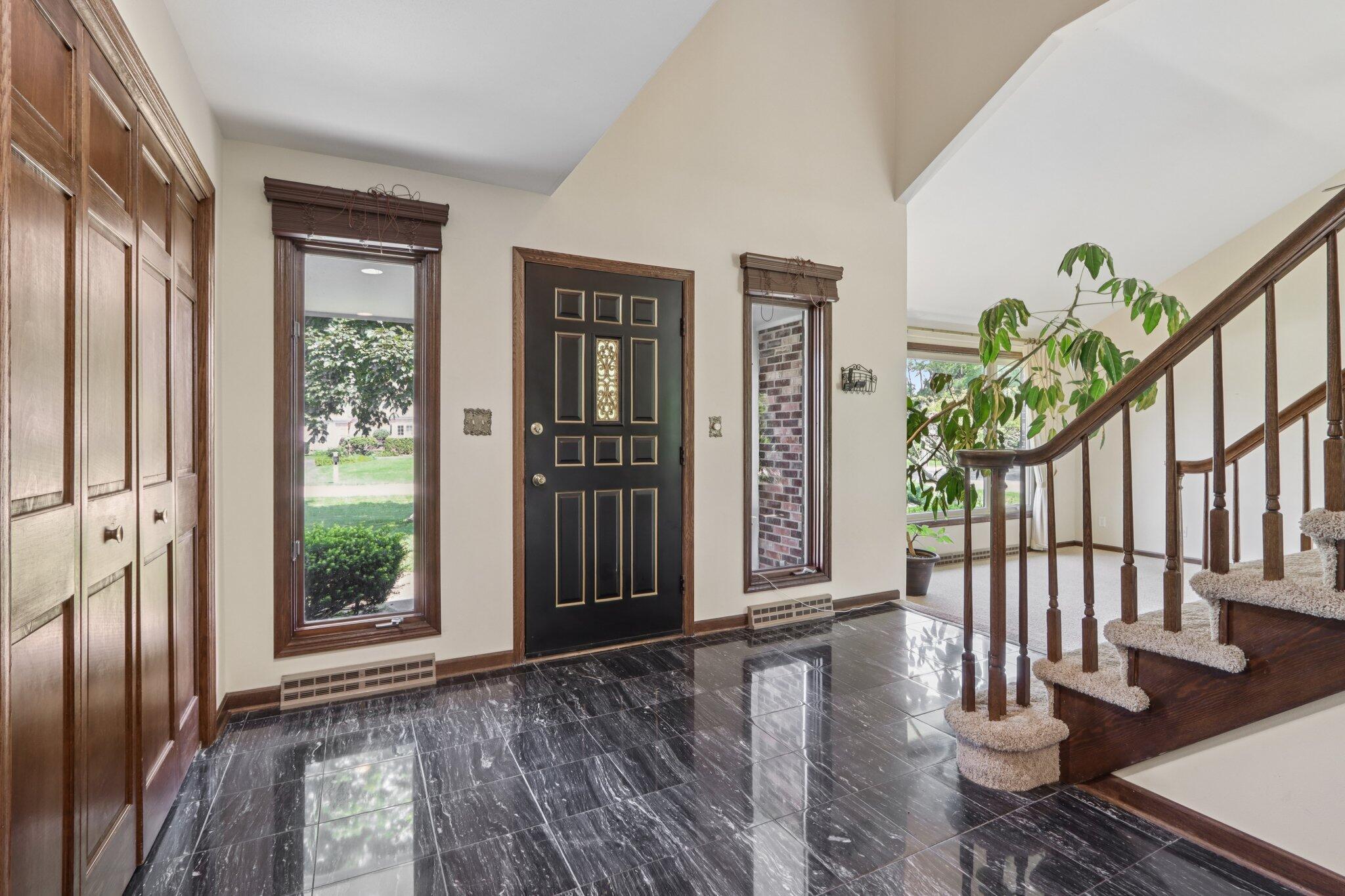 2 Redwood Court Wind Point, WI 53402 - Photo 3 of 58 6-web-or-mls-Redwood Ct-S2207-006