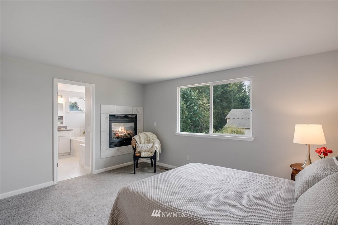 357 Mt Baker Place Northeast Renton, WA 98059 - Photo 15 of 25