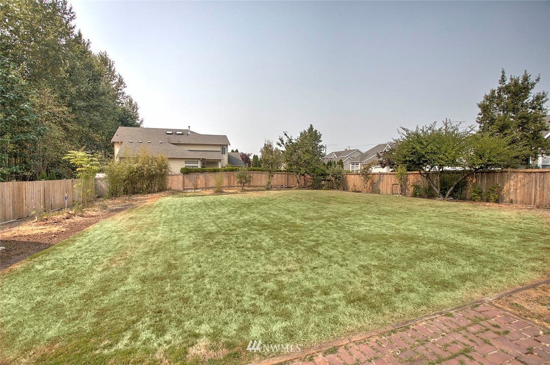 357 Mt Baker Place Northeast Renton, WA 98059 - Photo 23 of 25