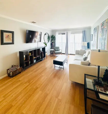 $2,000 | 603 55th Street, Unit 310, West New York, NJ 07093