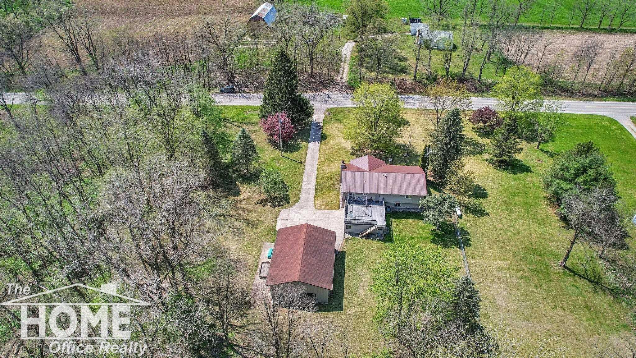 13315 South Duffield Road Byron, MI 48418 - Photo 33 of 36 50140988-d001672b-2ef3-456f-97e6-caac68e021b3.JPG
