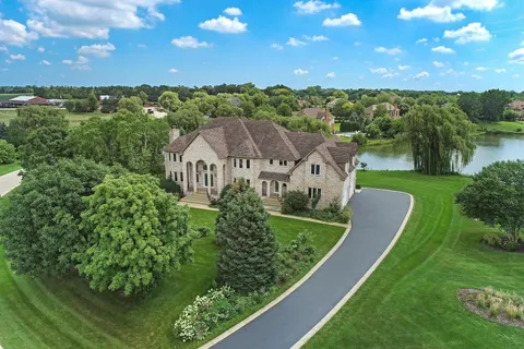 $6,500 | 6 Regan Lane, Hawthorn Woods, IL 60047