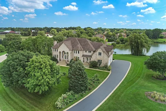 $6,500 | 6 Regan Lane, Hawthorn Woods, IL 60047