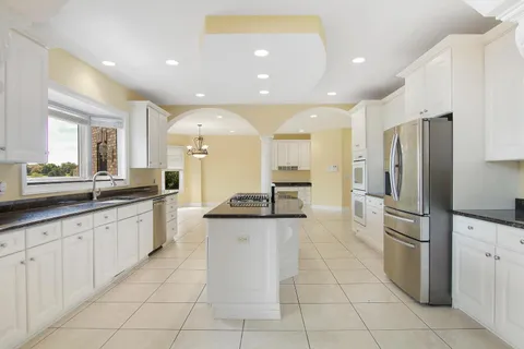 $6,500 | 6 Regan Lane, Hawthorn Woods, IL 60047