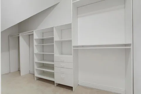 $6,500 | 6 Regan Lane, Hawthorn Woods, IL 60047