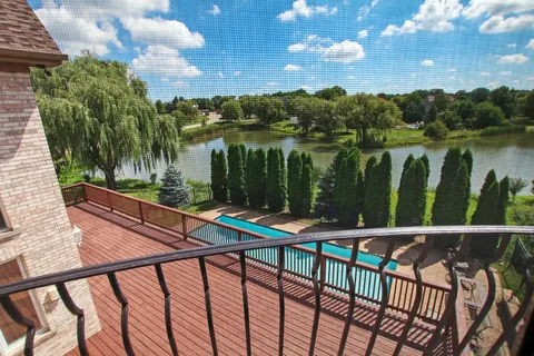 $6,500 | 6 Regan Lane, Hawthorn Woods, IL 60047