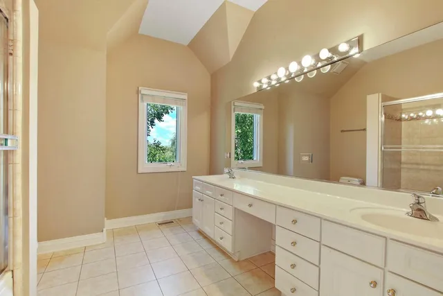 $6,500 | 6 Regan Lane, Hawthorn Woods, IL 60047