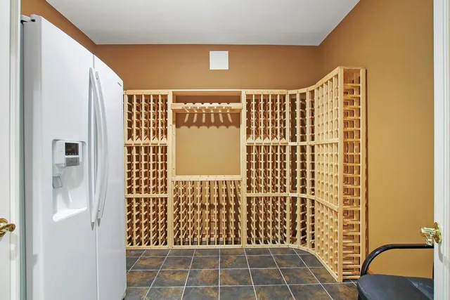 $6,500 | 6 Regan Lane, Hawthorn Woods, IL 60047