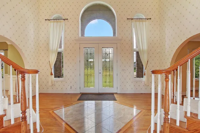 $6,500 | 6 Regan Lane, Hawthorn Woods, IL 60047