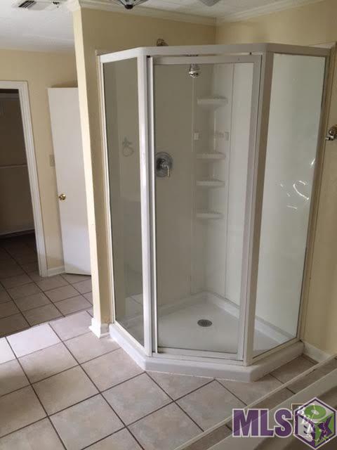 102 Rural Drive Bourg, LA 70343 - Photo 7 of 11 Master Bath