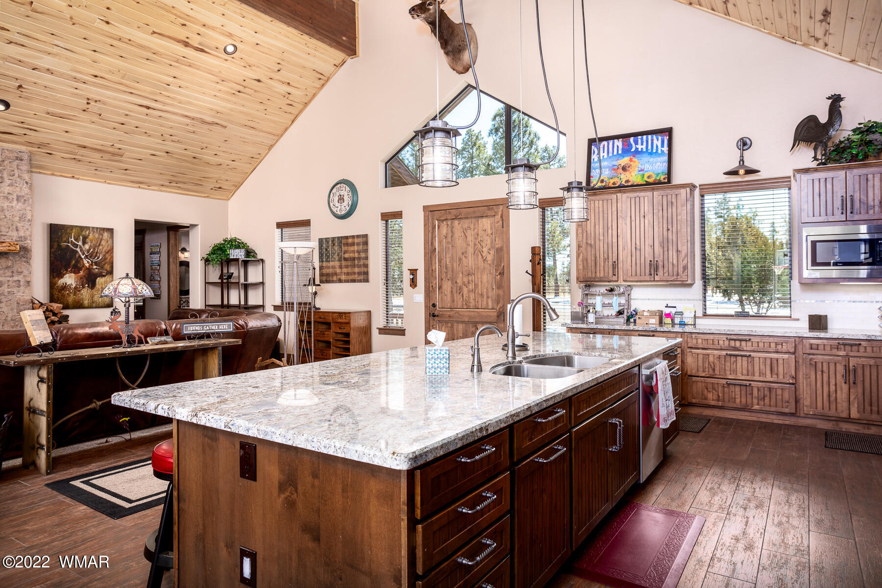 2072 Gilbert Lane Overgaard, AZ 85933 - Photo 10 of 42 Gallery Image 10