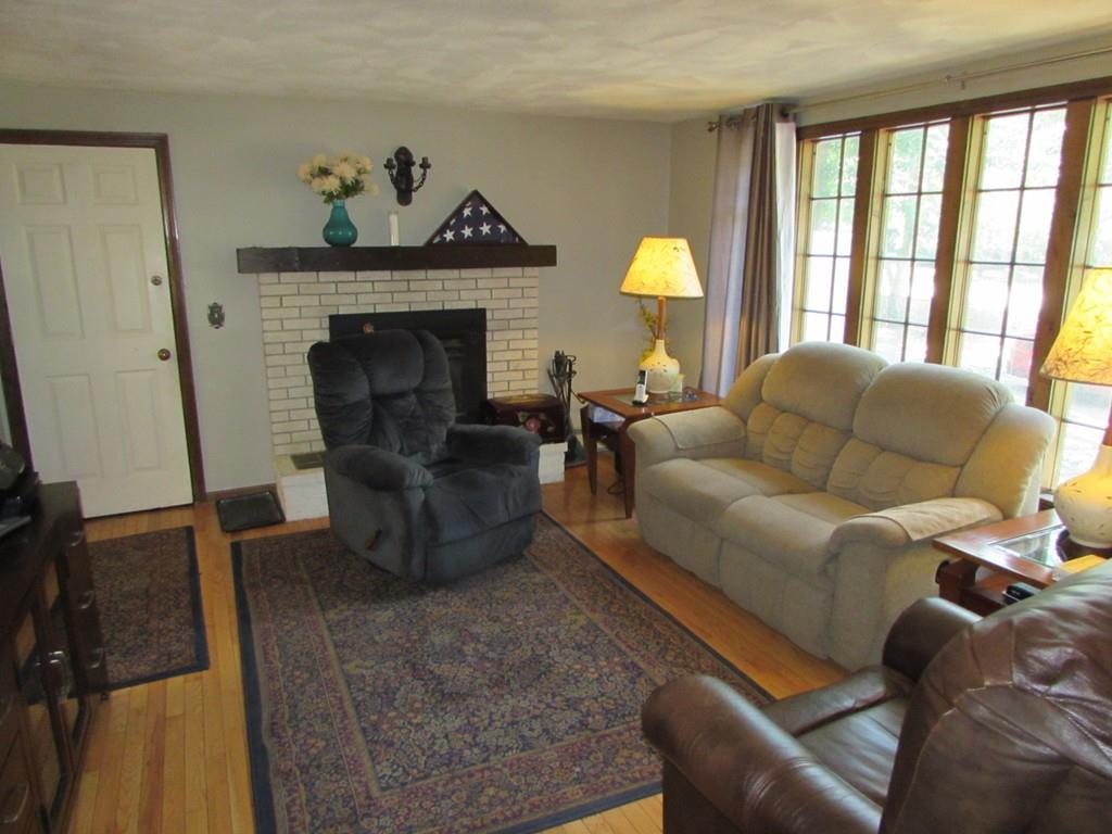 55 Ridgehill Road Attleboro, MA 02703 - Photo 8 of 42 Gallery Image 8