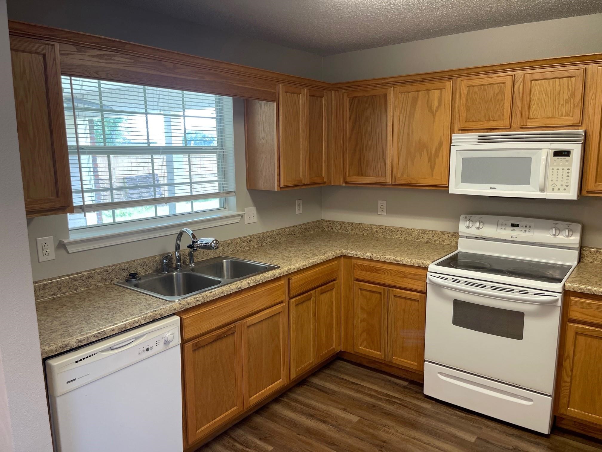 8927 Sage Drive Foley, AL 36535 - Photo 6 of 28