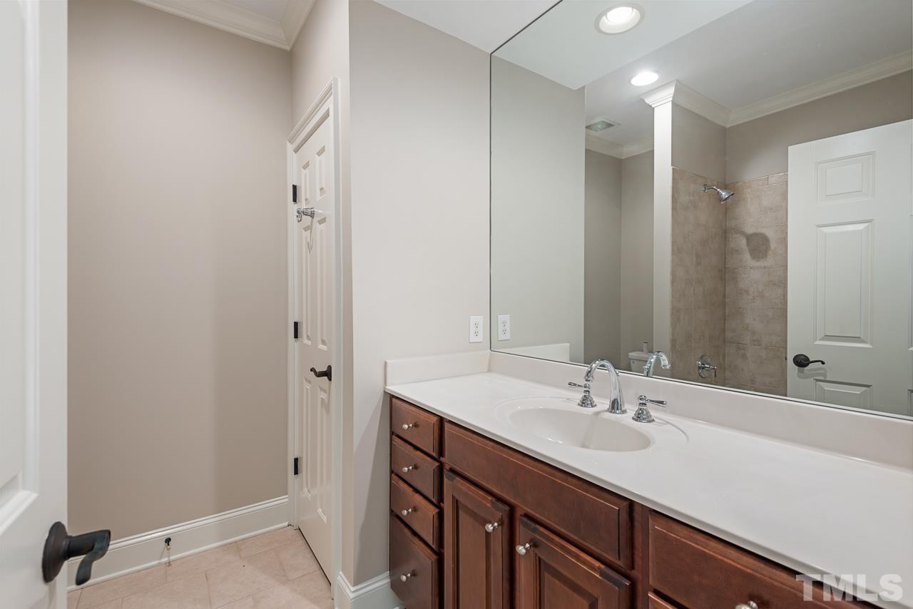 405 Cedar Ridge Way Durham, NC 27705 - Photo 37 of 38 Gallery Image 37