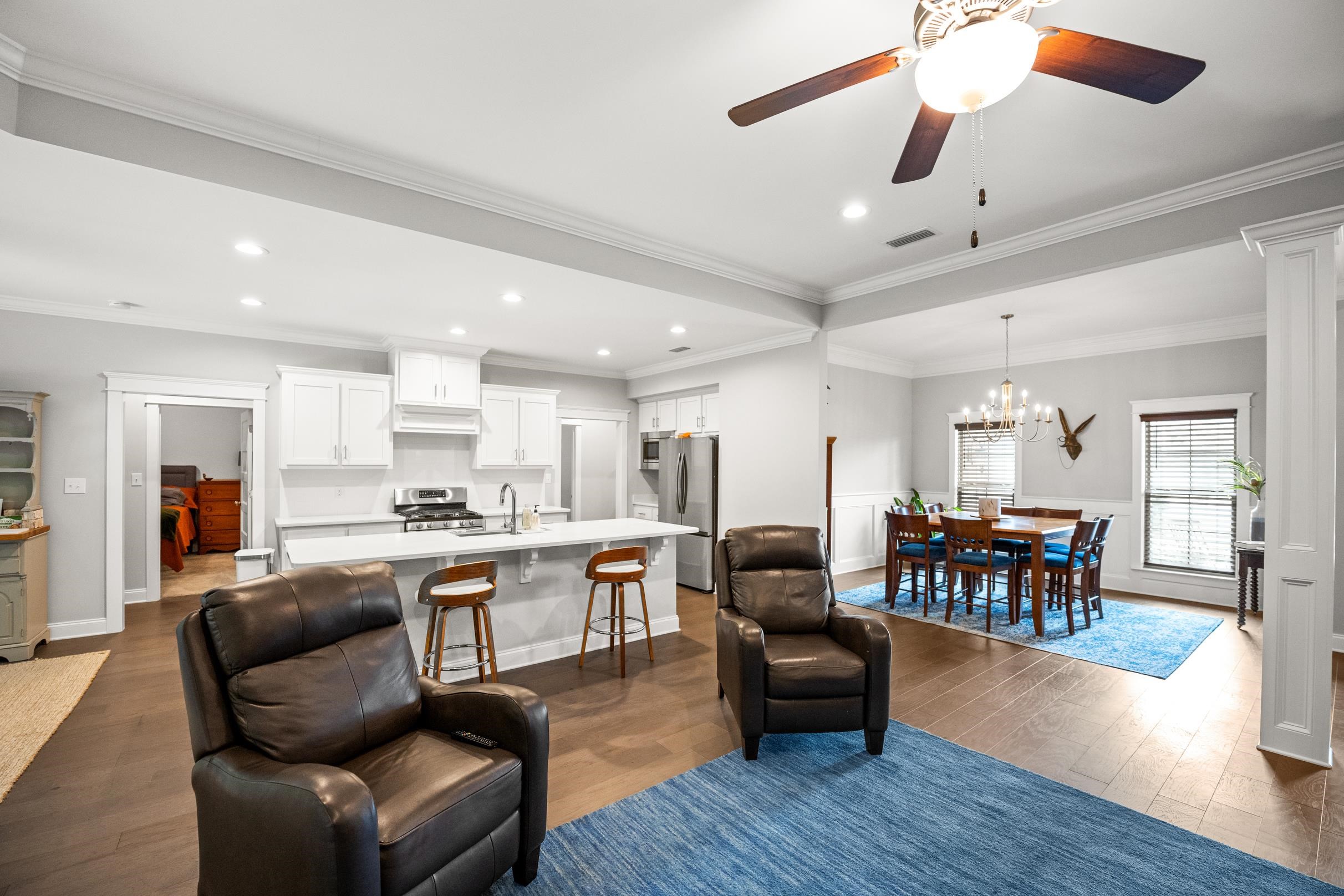 335 Garrison Boulevard Fairhope, AL 36532 - Photo 13 of 53 Living Room