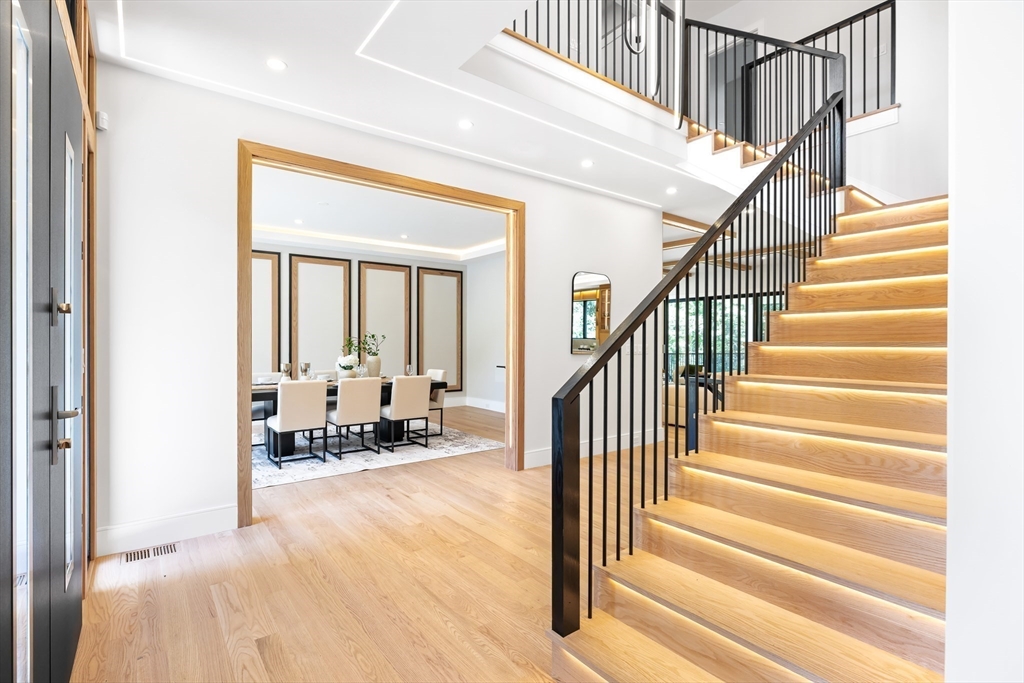 802 Greendale Avenue Needham, MA 02492 - Photo 15 of 40