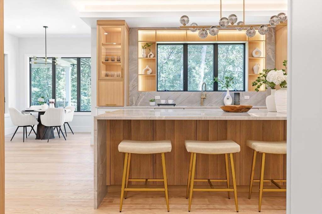 802 Greendale Avenue Needham, MA 02492 - Photo 22 of 40