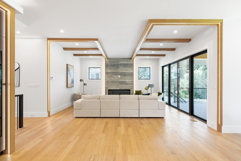 802 Greendale Avenue Needham, MA 02492 - Photo 25 of 40