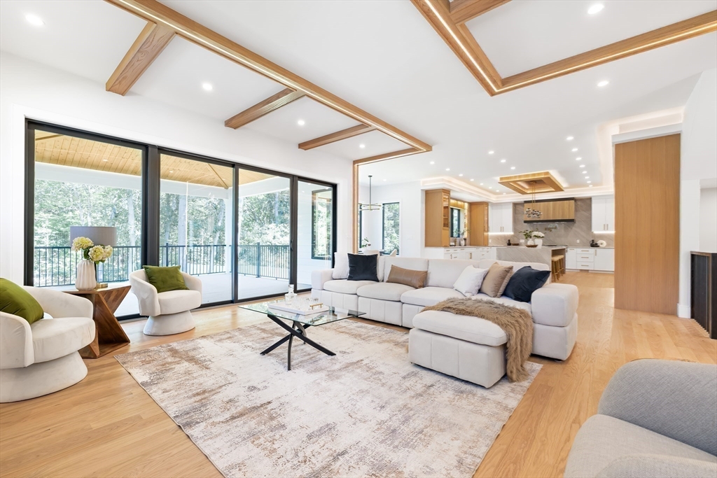 802 Greendale Avenue Needham, MA 02492 - Photo 26 of 40