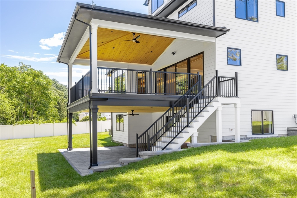 802 Greendale Avenue Needham, MA 02492 - Photo 4 of 40