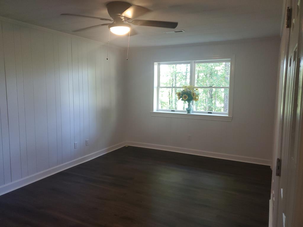 3923 Firehouse Road Howardsville, VA 24562 - Photo 9 of 31 Gallery Image 9
