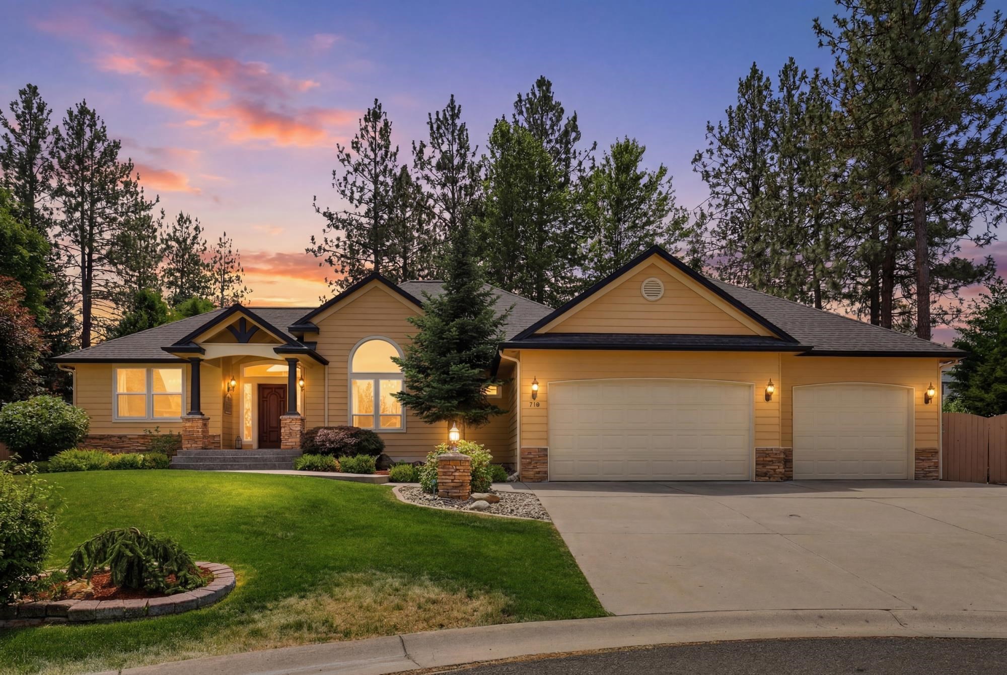 710 Erica Court Spokane, WA 99208 - Photo 1 of 35 Gallery Image 1