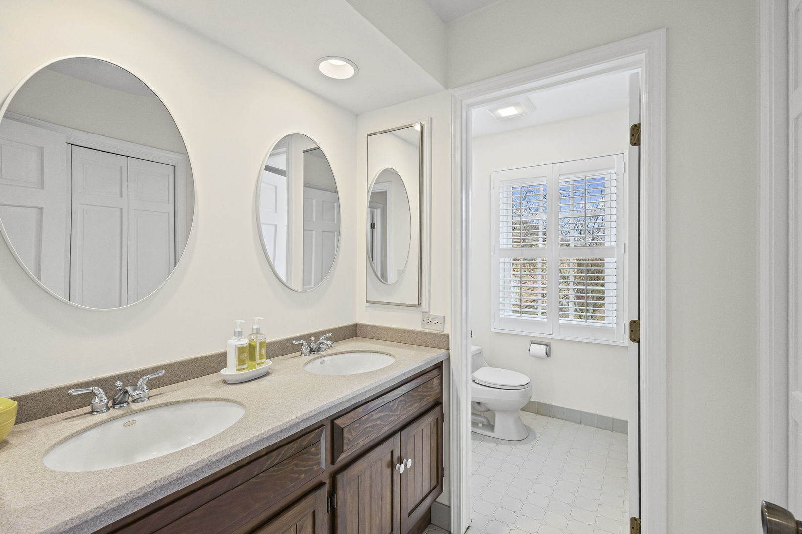 2501 Indian Ridge Drive Glenview, IL 60026 - Photo 27 of 45