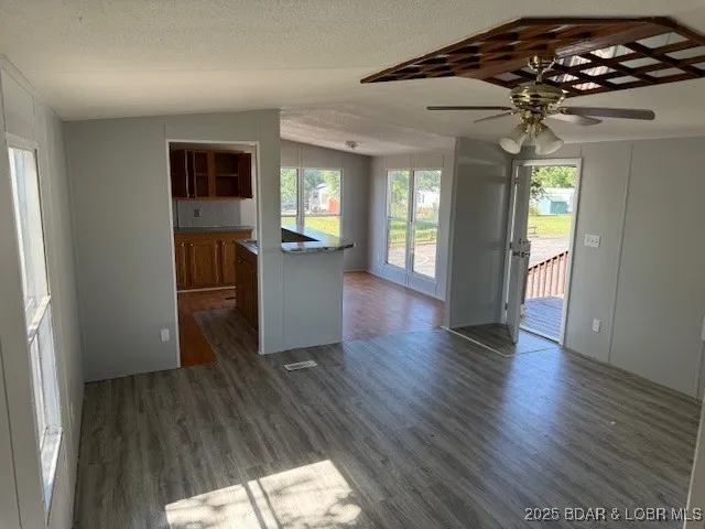 $995,000 | 24 Disney Springs Lane, Montreal, MO 65591