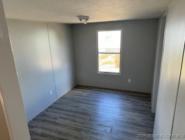 $995,000 | 24 Disney Springs Lane, Montreal, MO 65591